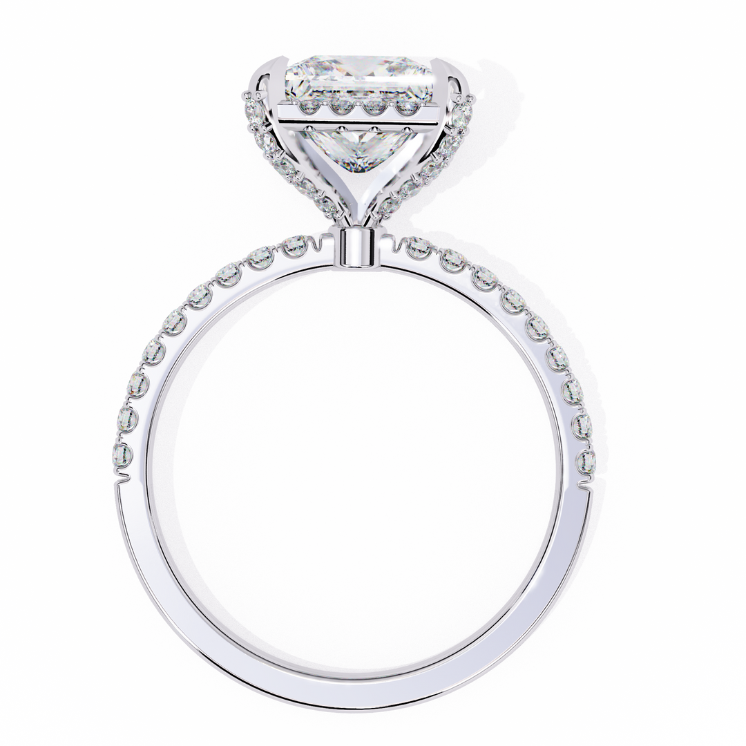 2.50 Carat Princess Diamond Ring – VVS2, F Color | Round Diamond Accents in Gold