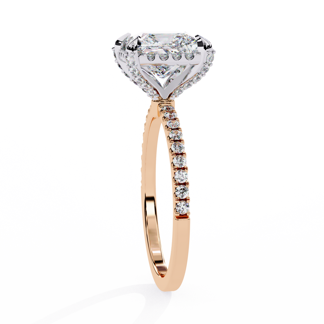 2.50 Carat Princess Diamond Ring – VVS2, F Color | Round Diamond Accents in Gold