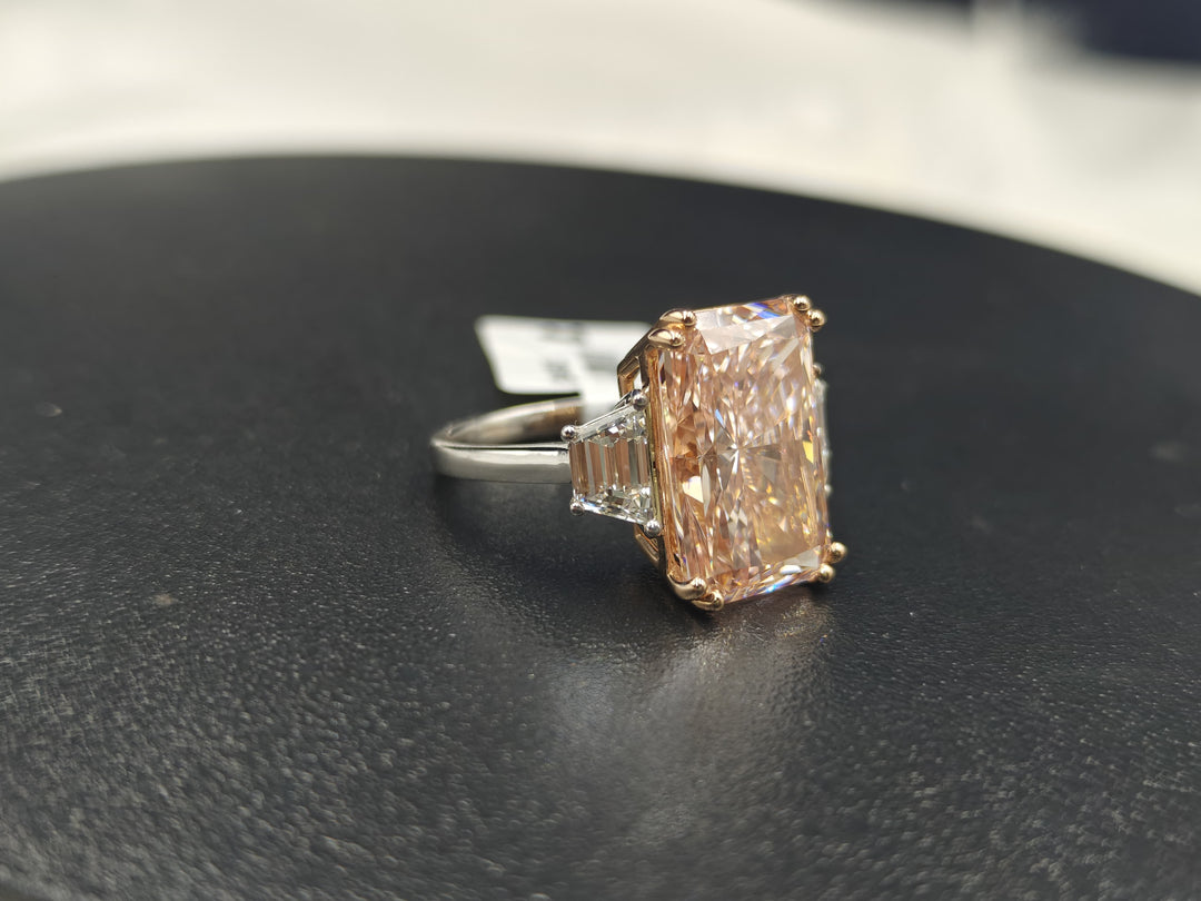 Lab Diamond Elongated Radiant Fancy Intense Pink Ring With 18K Gold