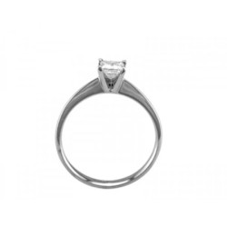 Many pros and benefits of wearing Engagement Rings in Dubai Many pros and benefits of wearing Engagement Rings in Dubai