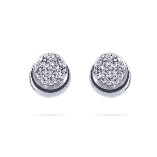 Cluster round close setting diamonds studs 