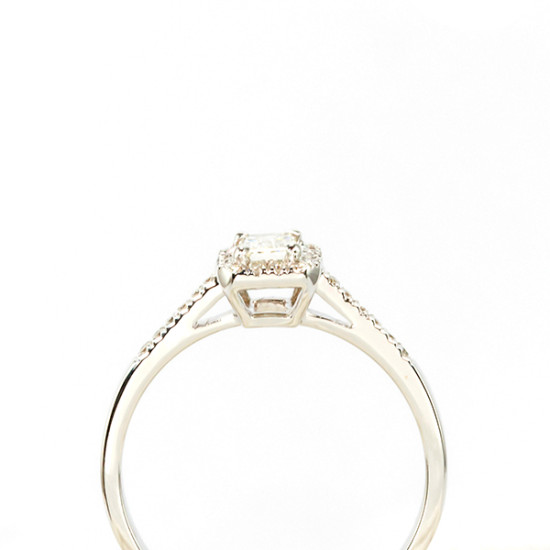 Baguette Hallo diamond ring