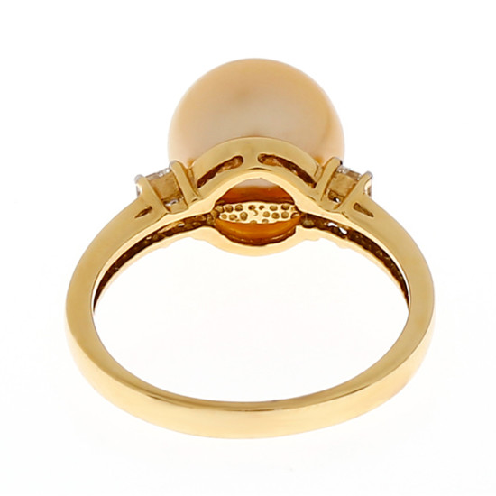 Diamond with Fresh Water Pearl Ring