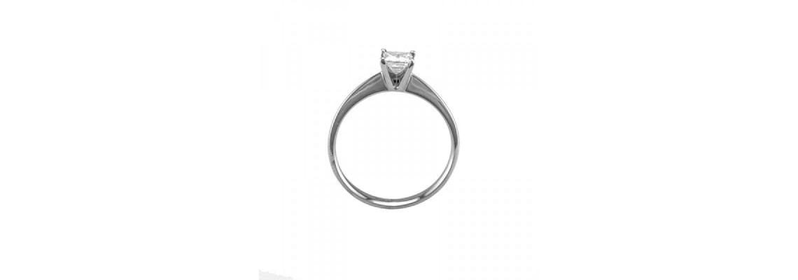 Buy Princess Cut Diamond Ring Your Beloved and Make Her Feel Like Royal