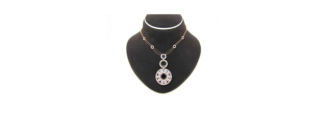 Radiate The Beauty Of Your Outfit With Dazzling Diamond Necklaces
