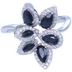 Rising Sapphire Diamond Ring Rising Sapphire Diamond Ring