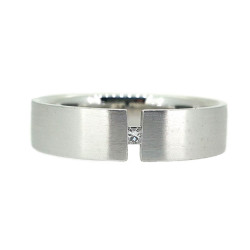 Platinum jewelry in dubai Platinum jewelry in dubai