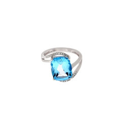 Buy Exquisitely Designed Gemstone Rings For Your Loved Ones From Online