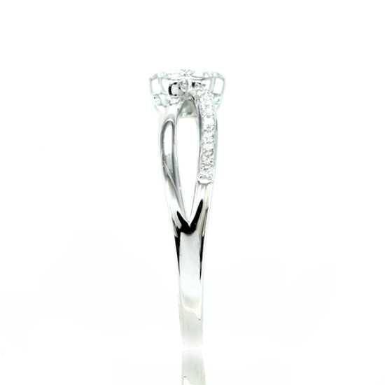 Mirror Flower Diamond Ring – B17736 Mirror Flower Diamond Ring – B17736