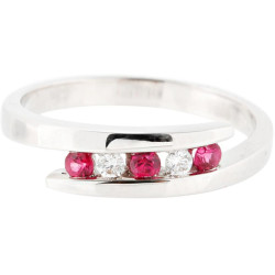 Marvelous Ruby and Diamond Ring - B13697 Marvelous Ruby and Diamond Ring - B13697