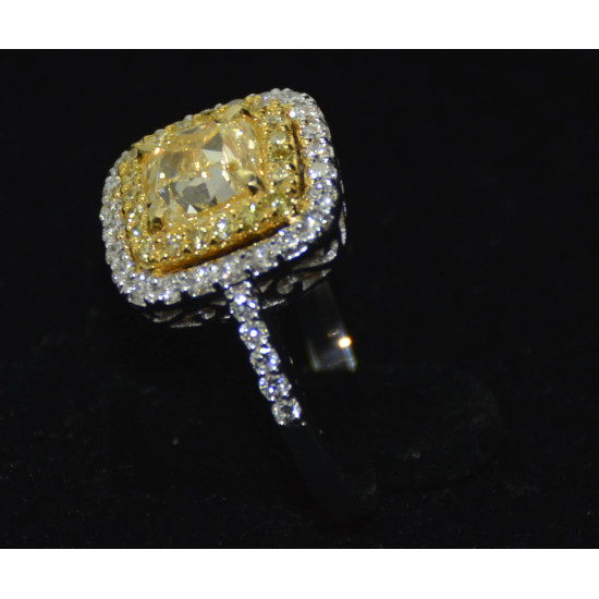 CANARY YELLOW DIAMOND RING