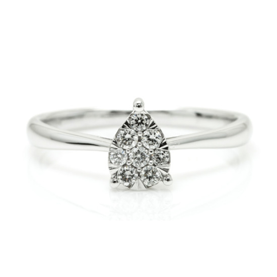 Royal Pear Shape Diamond Ring