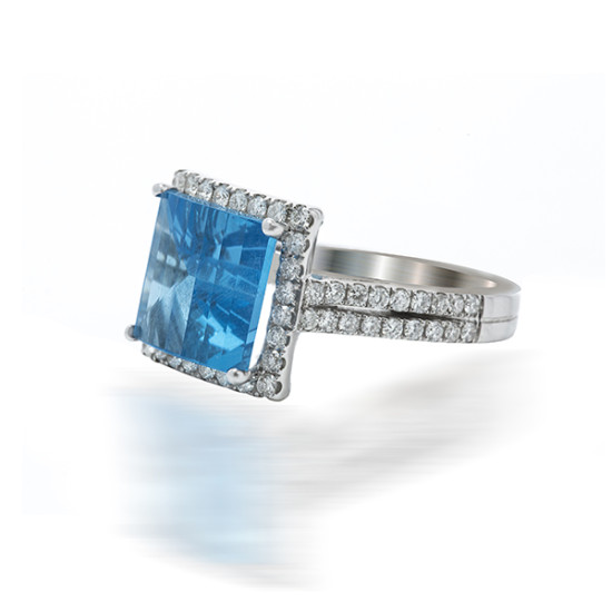 Princess cut blue topaz diamond halo ring