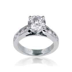 Amazing Engagement Ring  Amazing Engagement Ring