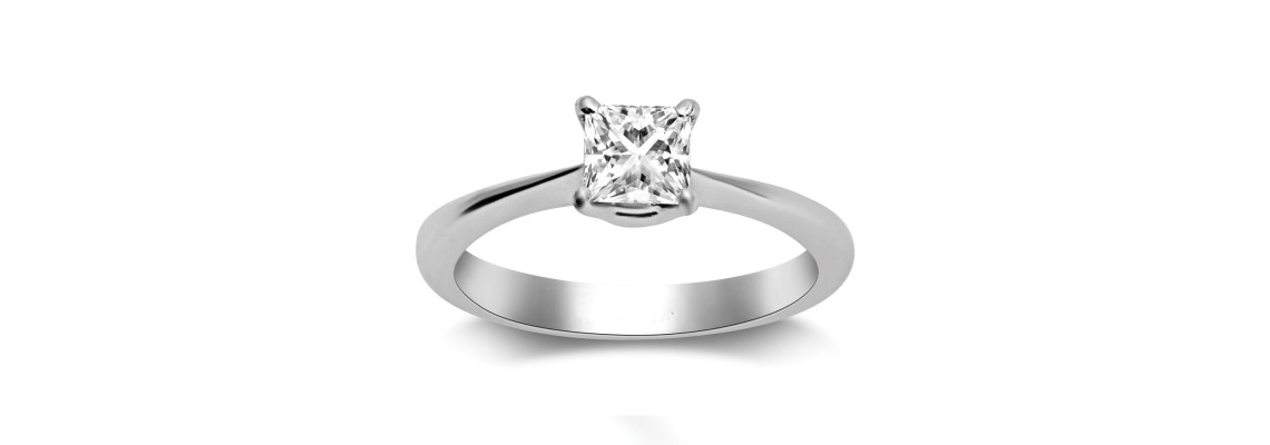 Get Unique and Attractive Princess Cut Diamond Engagement Rings From Online