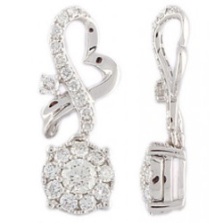 Improve your Beauty and Charm by Wearing Exquisite Diamond Pendants
