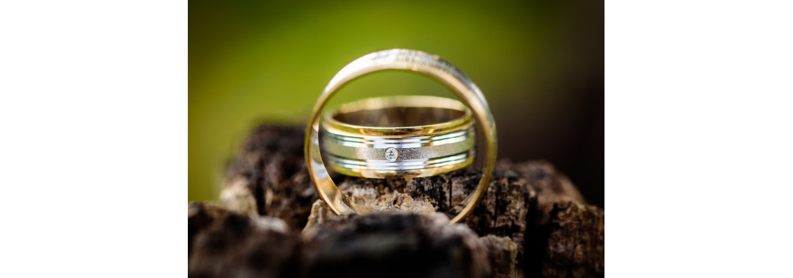 Capturing Love's Radiance: Discovering Trendy Engagement Rings in Dubai from australia Capturing Love's Radiance: Discovering Trendy Engagement Rings in Dubai from australia