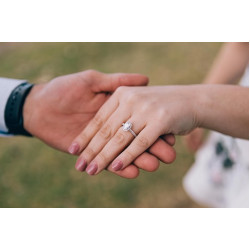 The Ultimate Guide to Buying Gold Jewellery in Dubai: Tips, Trends, and Must-Knows! The Ultimate Guide to Buying Gold Jewellery in Dubai: Tips, Trends, and Must-Knows!